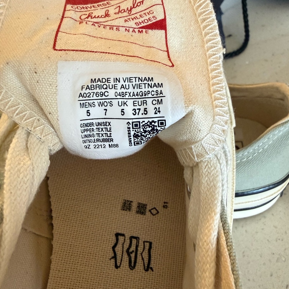 Converse Chuck Taylor Shoes in Cream